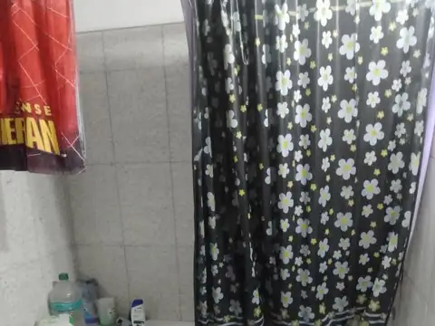 Casa 3 dormitorios - B° Guiraldes a Mts de av Chaco