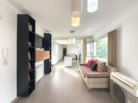 Departamento venta La Plata. 1 dormitorio y balcón