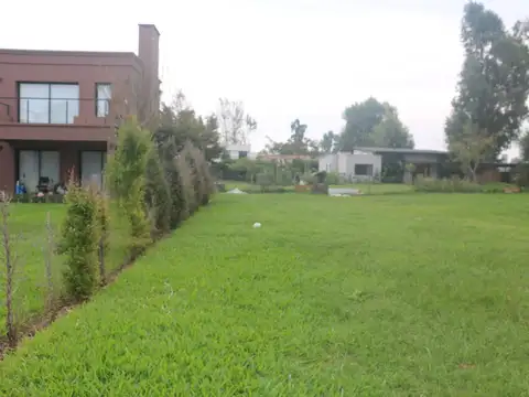 Terreno en Venta 28  mts Frente