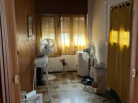 Casa 3 ambientes en venta en Moreno