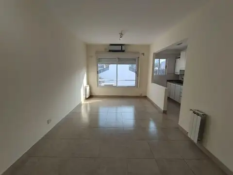 Departamento en Alquiler en San Cristobal, $ 450.000