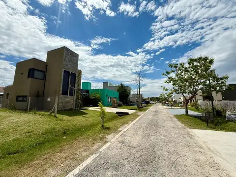 Terreno en Venta en Carlos Spegazzini, USD 21.000