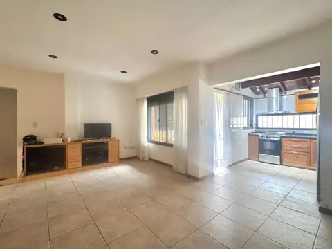 Avenida Crámer 3900