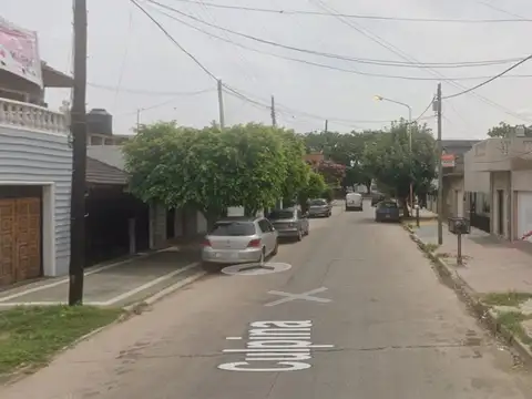 Casa / Lote en Villa Madero