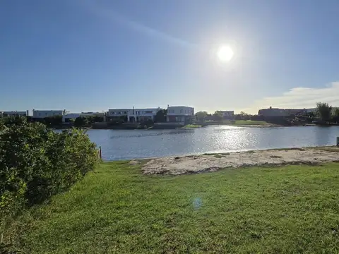 VENTA LOTE B° CEIBOS PUERTOS: LOTE AL AGUA 800M2 - FINANCIACIÓN Y PERMUTA POR DPTOS. CABA