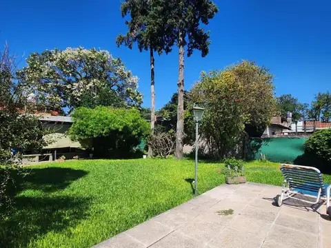 Av. del Rosario al 1400