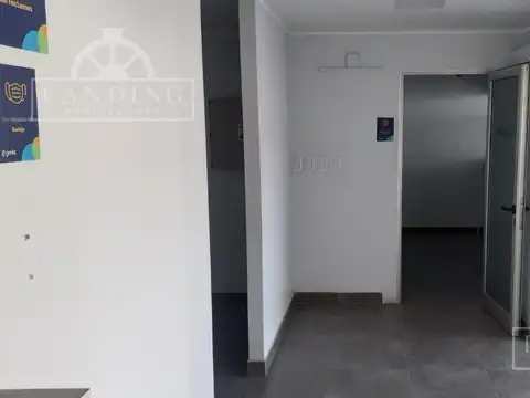 Edificio Comercial -Locales Oficinas Deposito- OPORTUNIDAD en CENTRO SAN SALVADOR