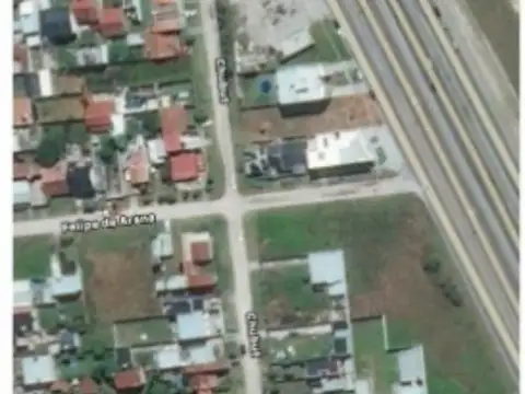 Av. Félix U. Camet 7000