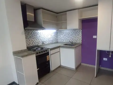 DEPARTAMENTO MONOAMBIENTE C/BALCON AL FRENTE