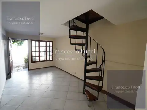 Depto Tipo Casa en Venta en Castelar, USD 49.900