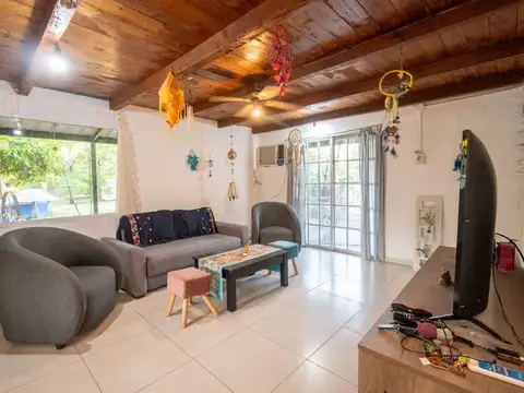 Casa en Venta con 1 cochera