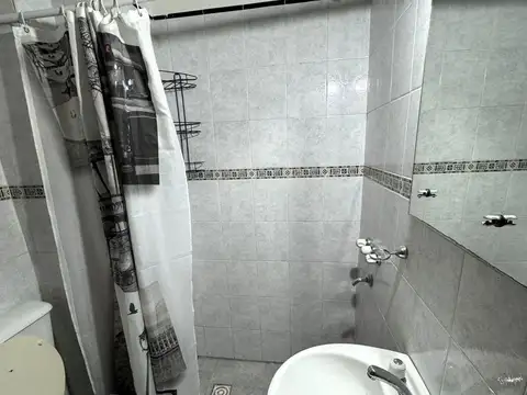 Depto En Alquiler 1 Dormitorio  Centro  Semi Amoblado