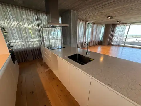 Departamento en Venta de 5 ambientes