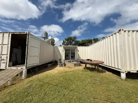 Casa Container en P. Darwin frente al mar