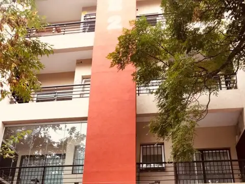 Nother 1100, Piso 1°
