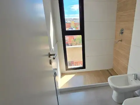 Departamento en Alquiler con 2 cocheras