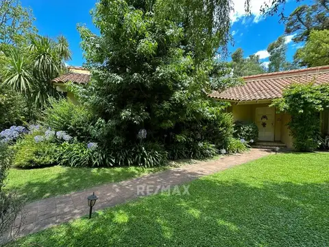Casa en Alquiler de 4 dormitorios