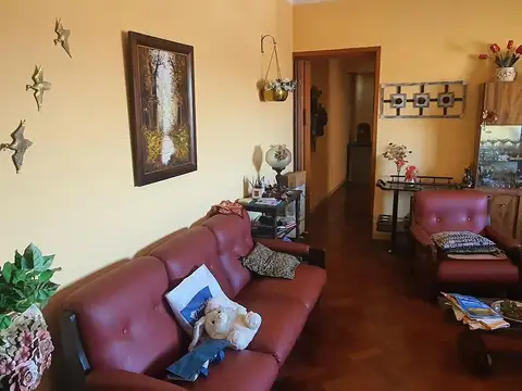 Departamento en venta - 2 Dormitorios 1 Baño - 83mts2 - Villa Celina