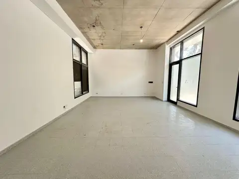 LOCAL COMERCIAL EN PICHINCHA