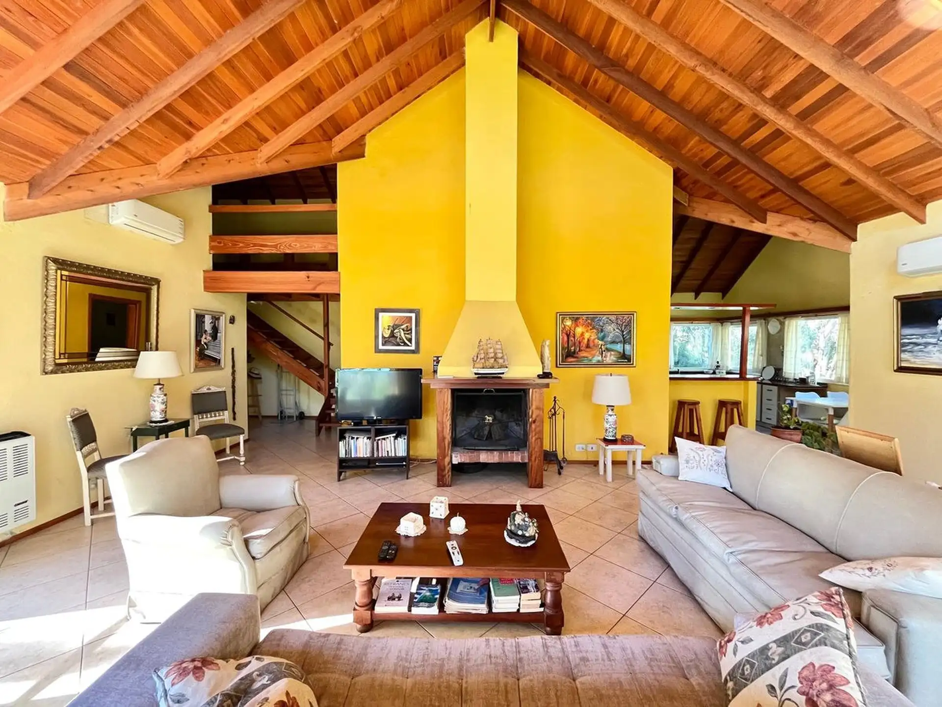 VENTA COMPLEJO DE CABAÑAS + 2 HECTAREAS