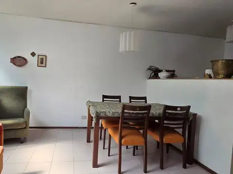 2 dormitorios pb con patio- zona rio