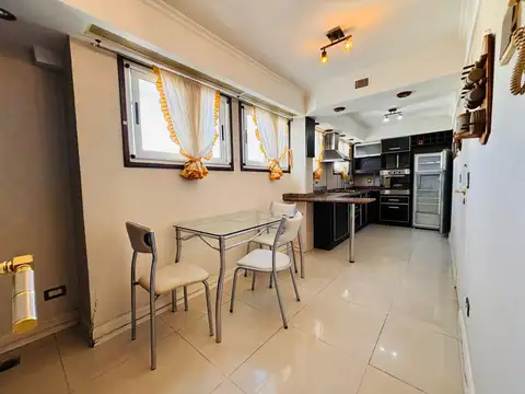 Departamento en Alquiler con 1 cocheras