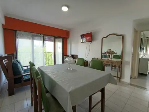 Belgrano 3805, 100