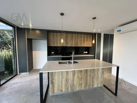 Casa en Alquiler en Rumenco, $ 2.800.000