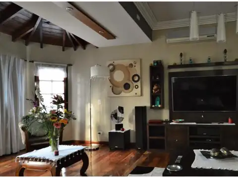 Casa en Venta en Castelar Norte, USD 390.000