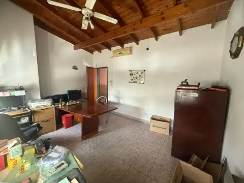 Oficina Monoambiente con 4 baños