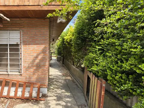 Casa 2 ambientes con 1 baño