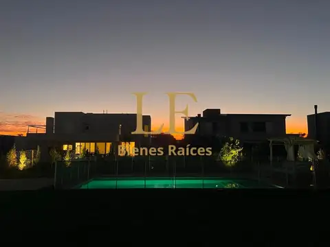 Casa en Venta en Puertos - Barrio Vistas, USD 460.000