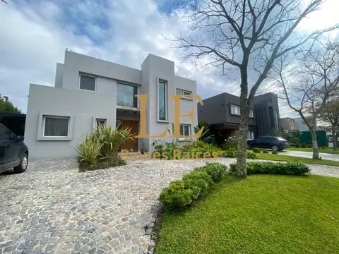 Casa en Venta Puertos del Lago / VISTAS
