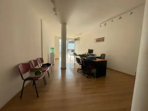 Oficina en Alquiler 38 años