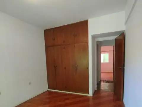 Depto Tipo Casa en Venta 40 años