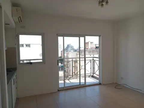 Departamento en Alquiler en Flores, $ 520.000