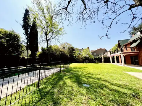 Terreno en Venta en Acassuso, USD 440.000