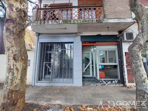 Local sobre av. principal - escucha oferta