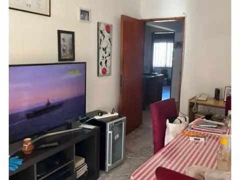 Casa 5 ambientes con 1 baño