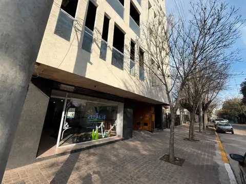 VENTA DE LOCAL MORENO CENTRO USD 65.000