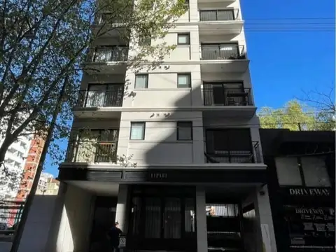 Venta de departamento de 3 amb con cochera La Perla