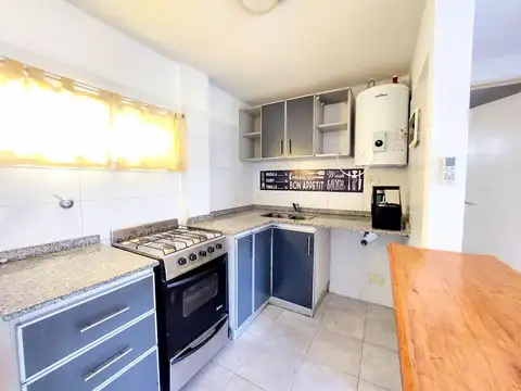 Departamento en Alquiler en Villa Sarmiento, $ 700.000