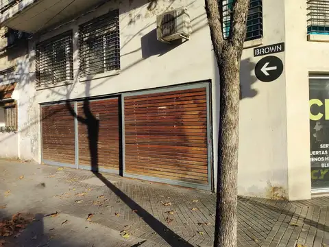 Cochera en Venta en Pichincha, Rosario
