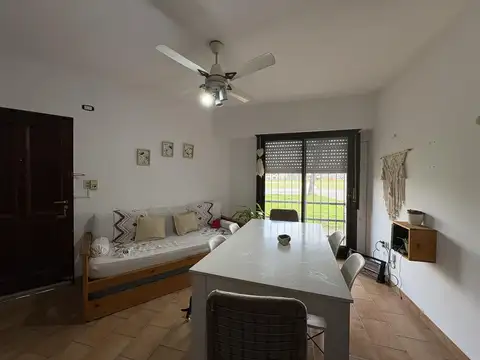 Depto Tipo Casa en Venta de 1 dormitorio