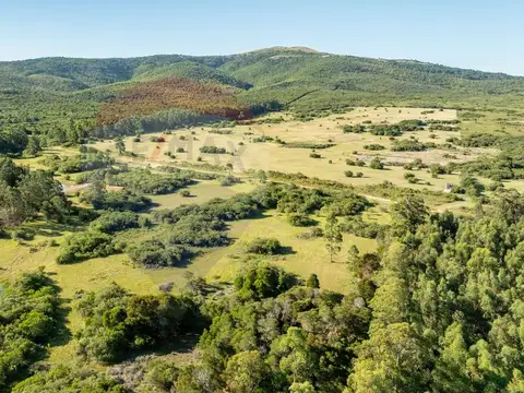 Chacra en venta con vista a las sierras Piriápolis