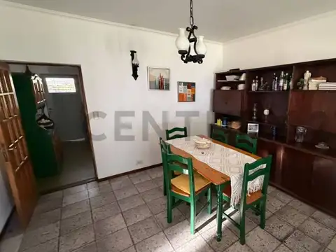 Casa 4 ambientes con 1 baño