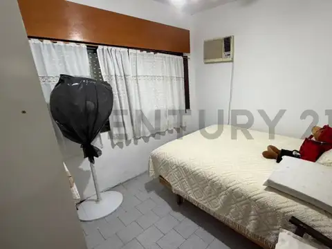 CASA EN VENTA 4 AMBIENTES - BENAVIDEZ