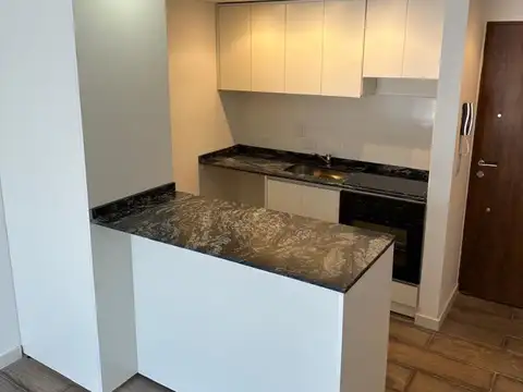 Departamento en Alquiler en Ituzaingo Norte, $ 630.000