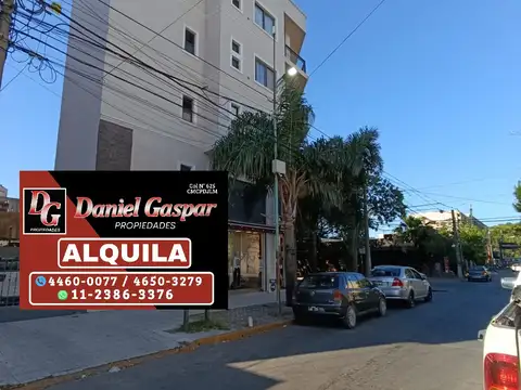 ALQUILER – DEPARTAMENTO 2 AMBIENTES EN EDIFICIO – IMPECABLE