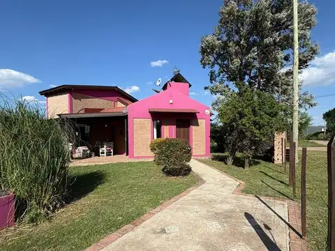 Casa c/ pileta los espinillos - barrio del lago